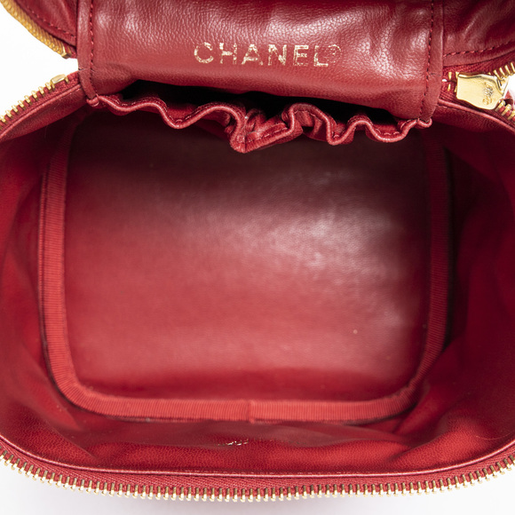 Chanel CC Vanity Case - Picture 7 of 7